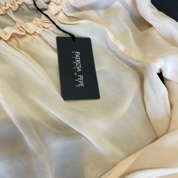 Patrizia Pepe NWT silk blouse assymetric - Picture 3 of 4